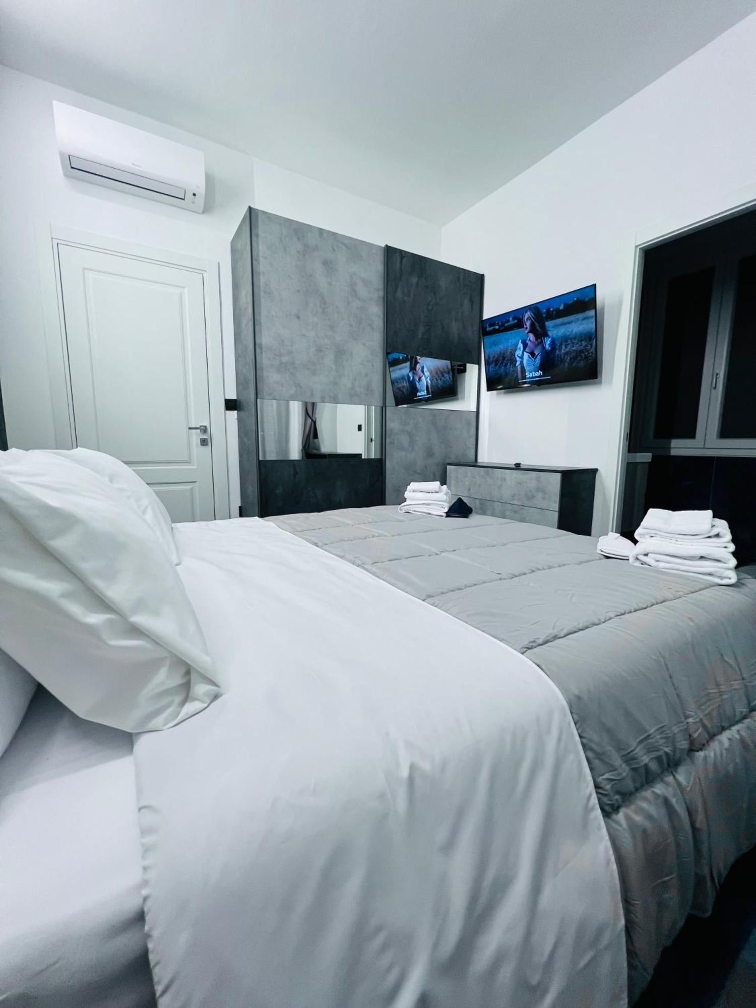 Bed and breakfast Seven Nights Bologne Extérieur photo