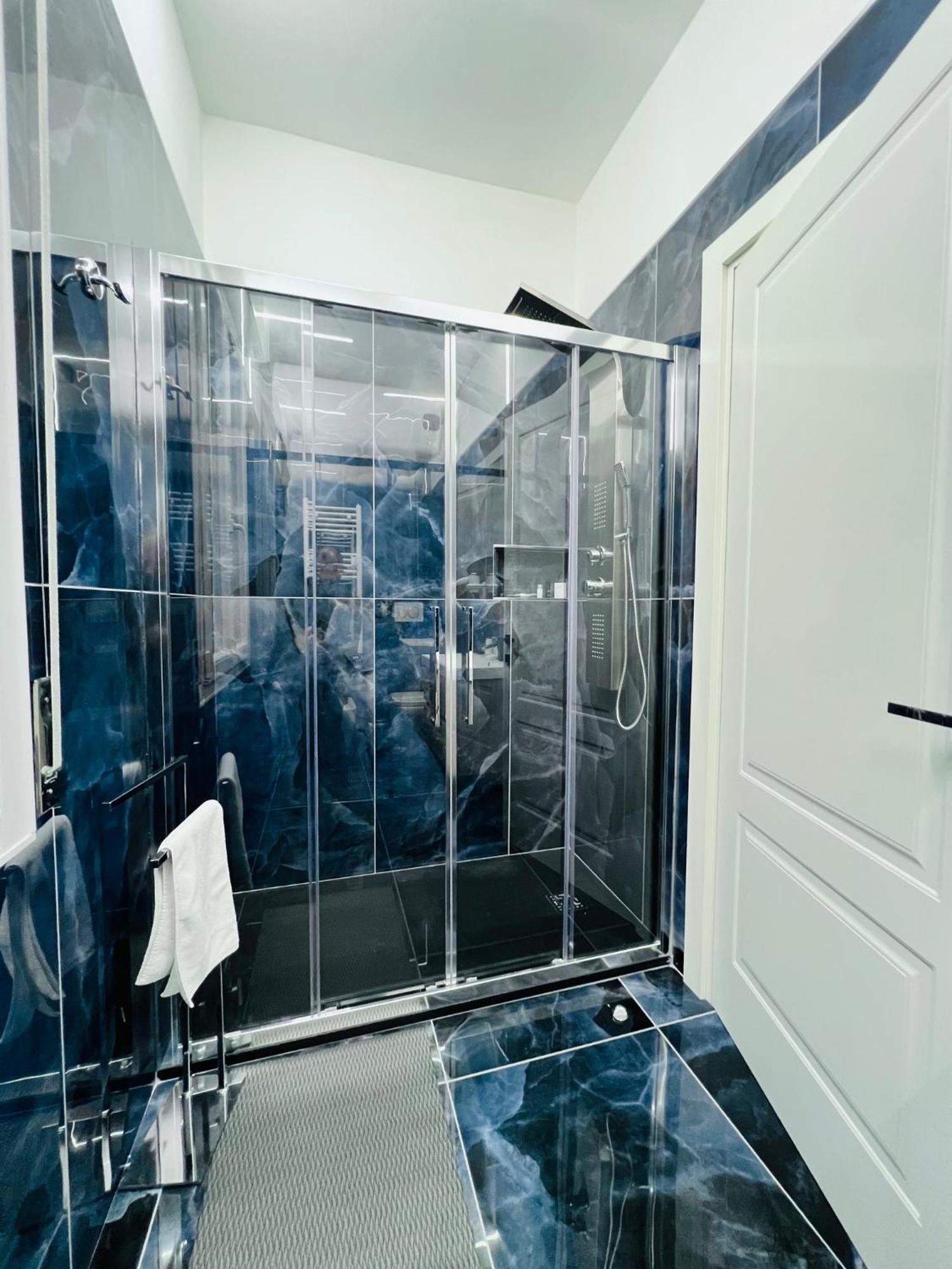 Bed and breakfast Seven Nights Bologne Extérieur photo