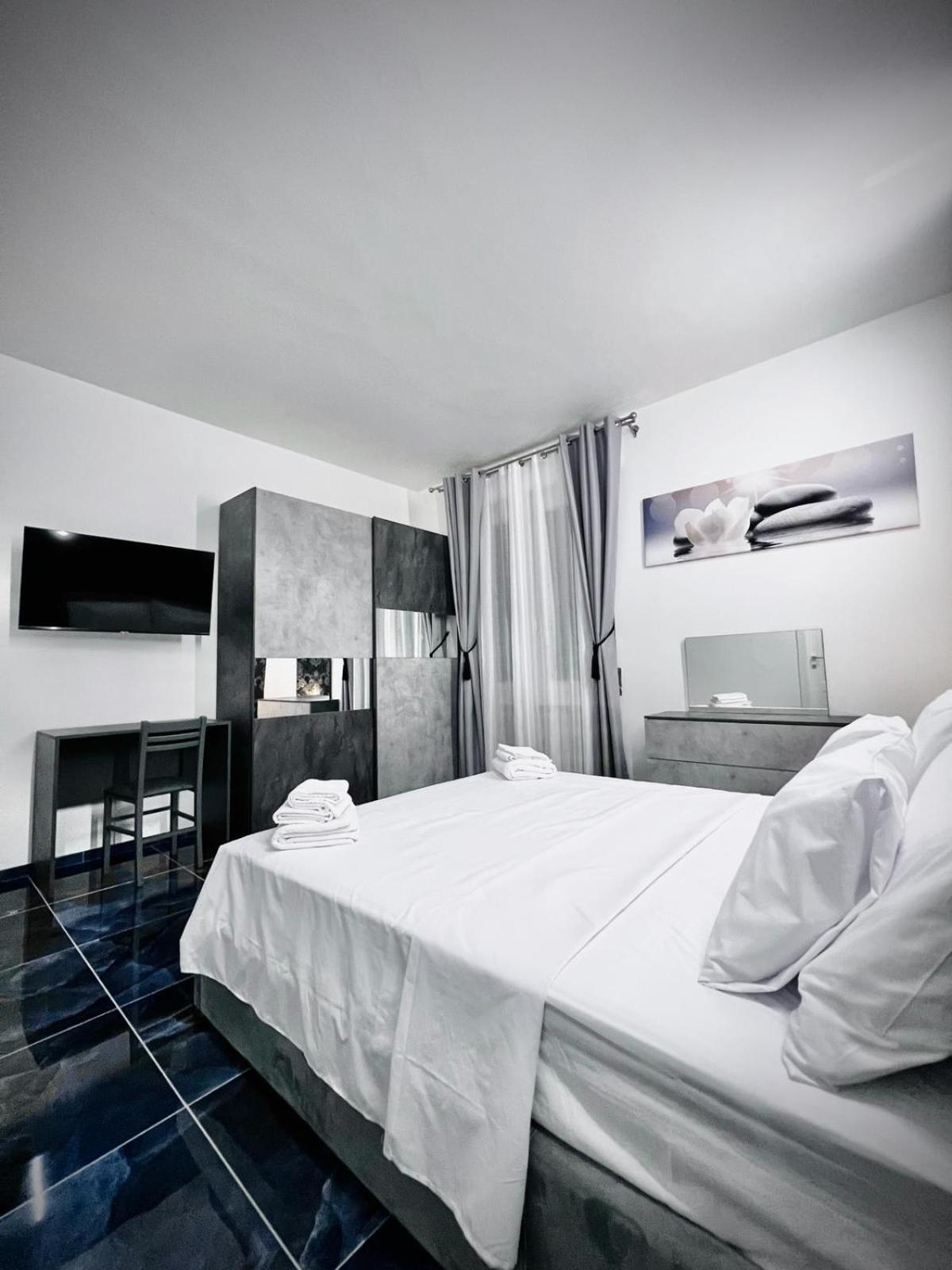 Bed and breakfast Seven Nights Bologne Extérieur photo